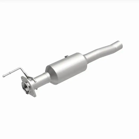 MagnaFlow 18-19 Ford F-450 Super Duty V10 6.8L Underbody Direct Fit Catalytic Converter