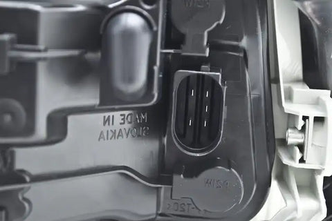 965037081.PT10.jpg