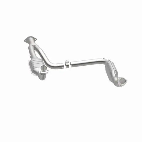 MagnaFlow Conv DF '00-'01Tahoe/Yukon V8 5.7L