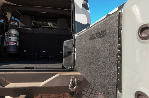 BR-BedTred-JeepTailgate01.jpg