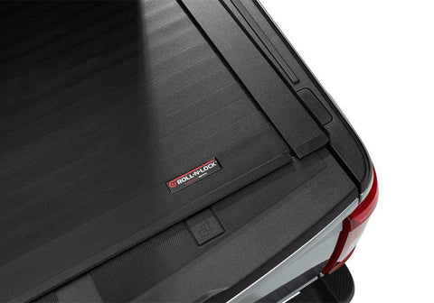 E-Series_21Ford-F150_Details_04Badge.jpg