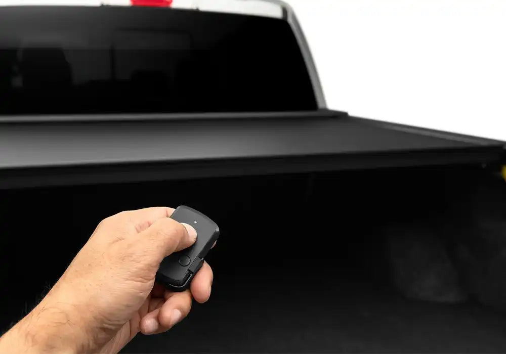 E-Series_21Ford-F150_Details_05Remote.jpg