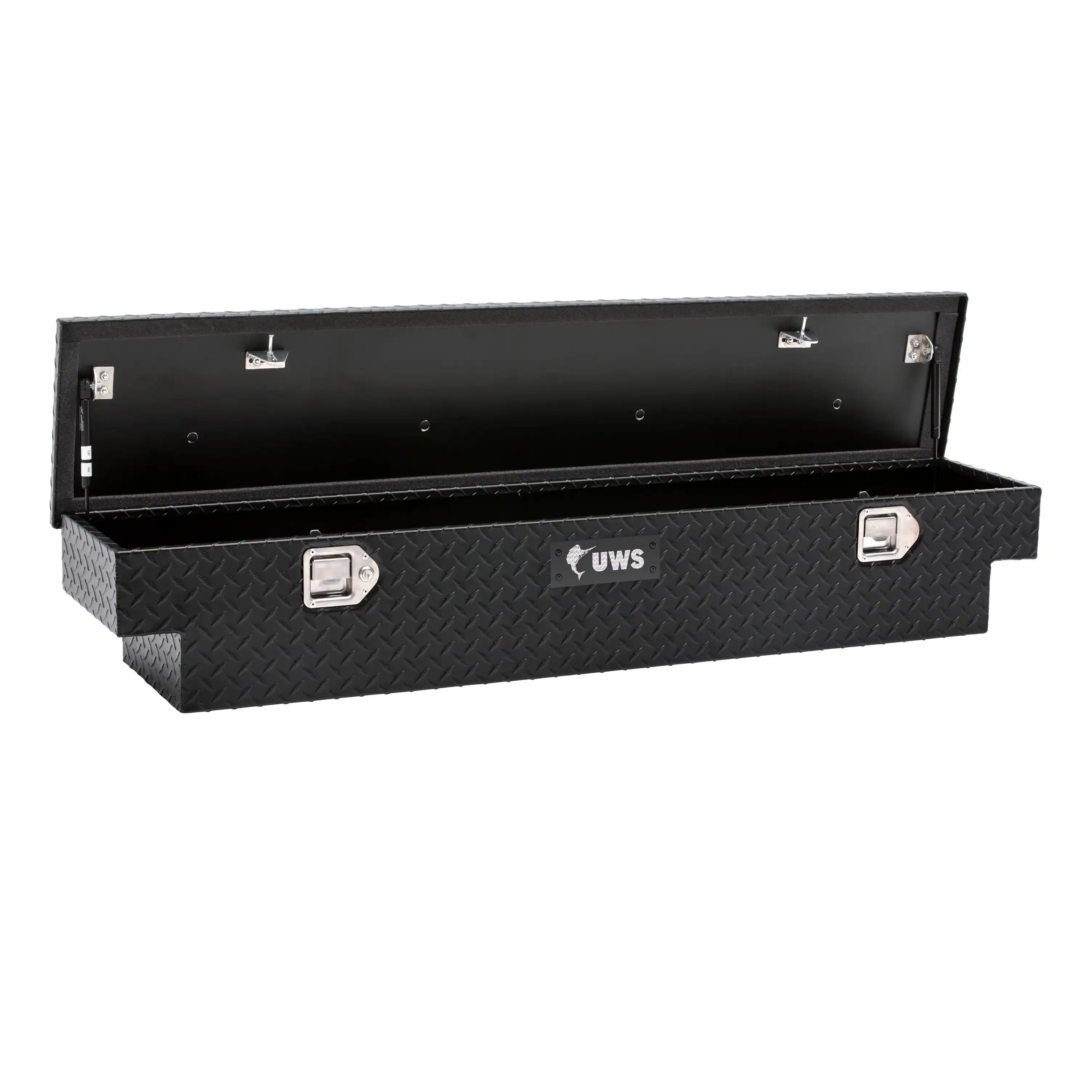 EC10893-CA_3008x1990_ba.jpg