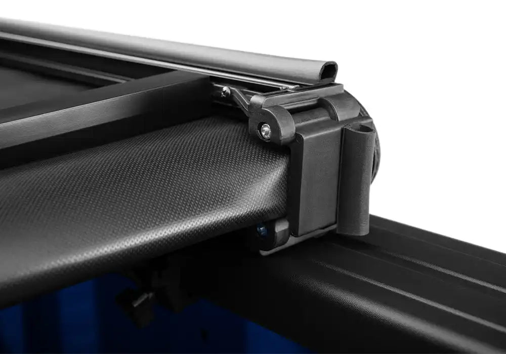 EX_Trifecta-ESeries_22TRX_Detail_02.jpg