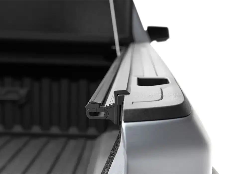 EX_Xceed_20SierraGray_RailEndCap_Detail.jpg