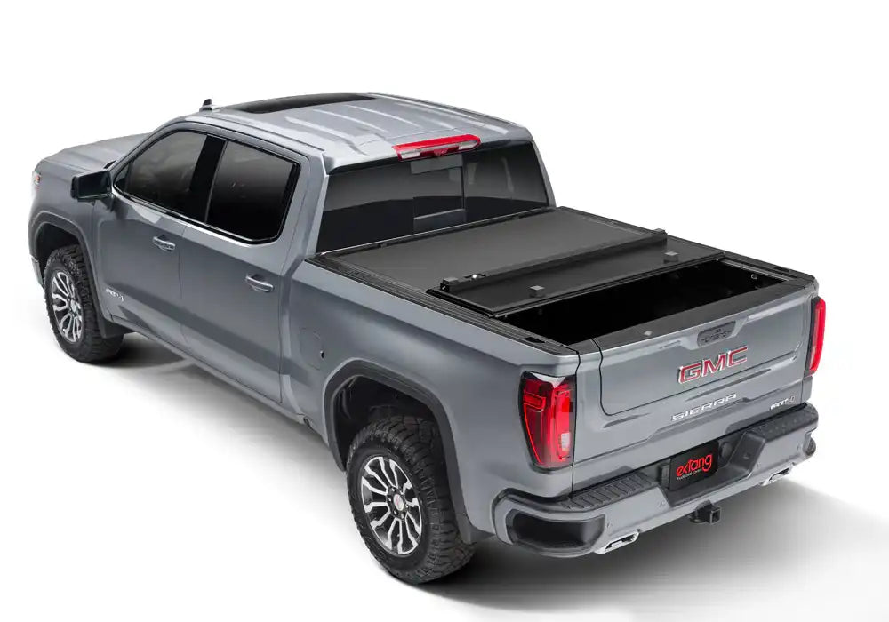 EX_Xceed_20SierraGray_RearOpen1.jpg