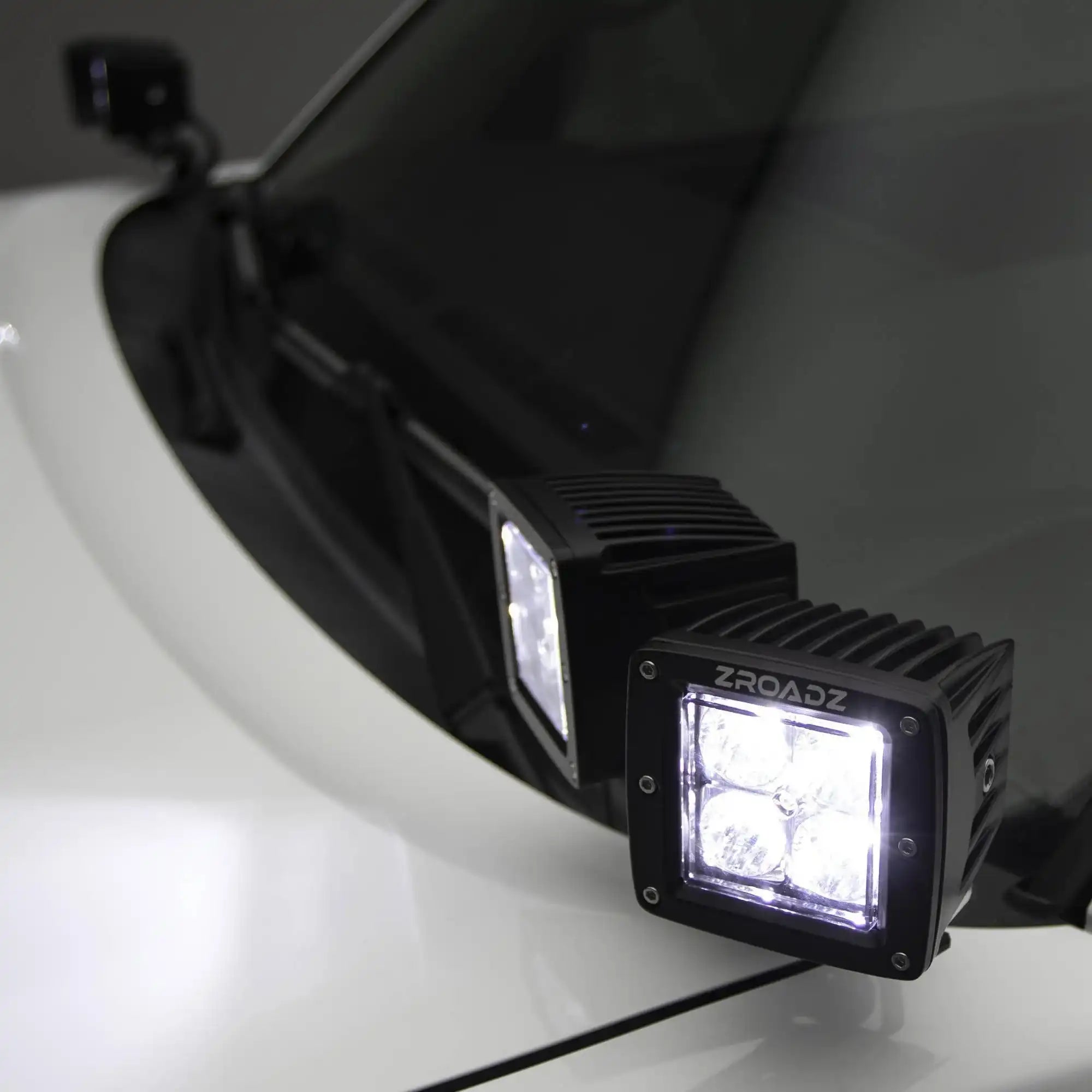 F143877206.jpg