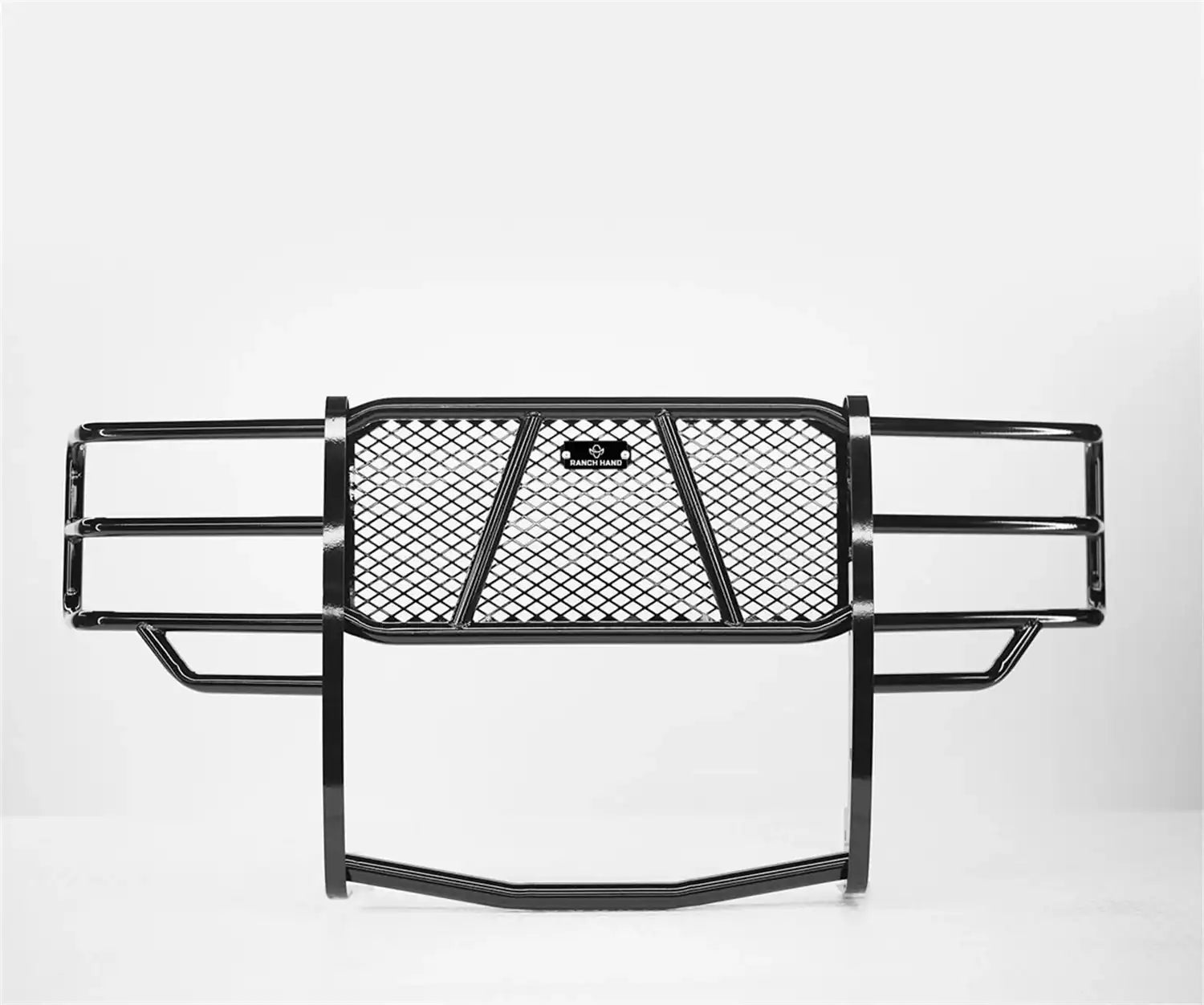 GGC151BL1_2015-2019_Chevrolet2015-20192500HD3500HD_GrilleGuards_1.jpg