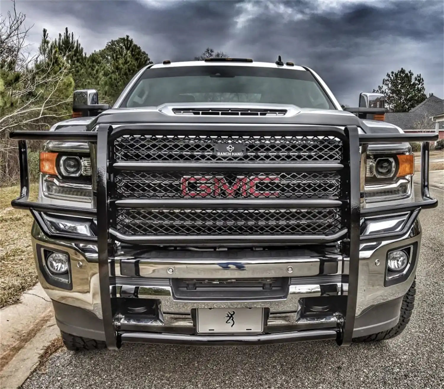 GGG151BLS_2015-2019_GMC2015-20192500HD3500HD_GrilleGuards_5.jpg
