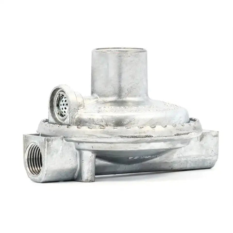 Camco 59013 Propane Regulator Without Shut Off Valve Outlet Pressure of 11 Inch WC (Water Column) Single Stage 200,000 BTU/Hour
