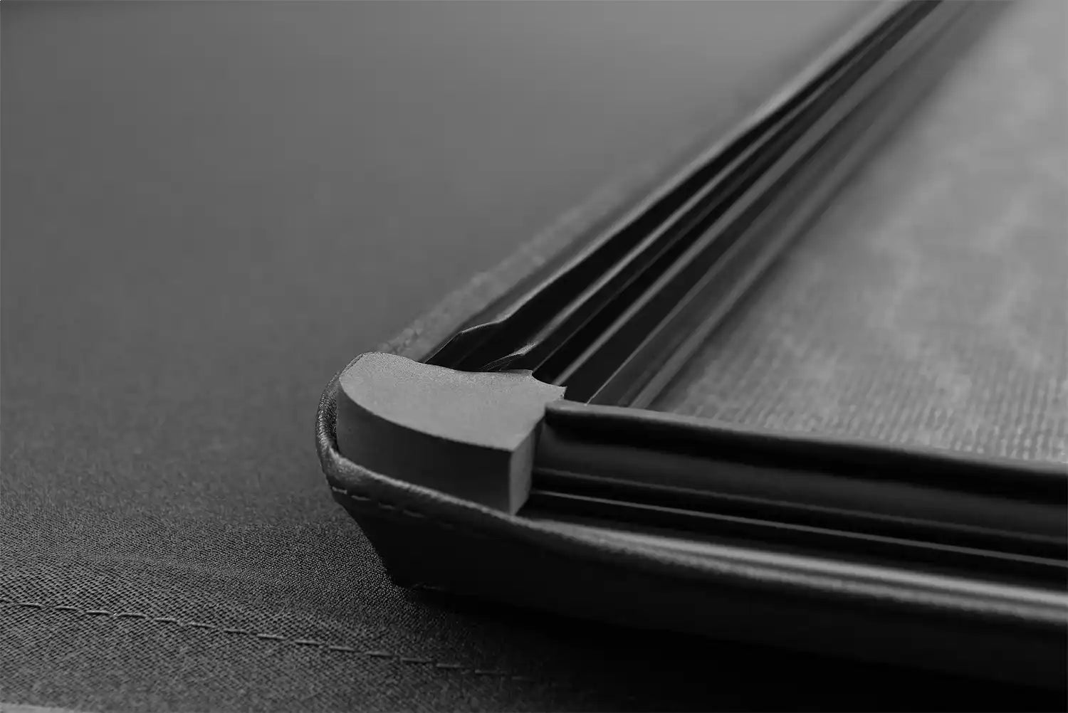 LD_Genesis-EliteTri-fold19ChevyDetails03C.jpg