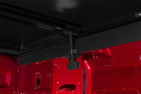 LD_Genesis_Trifold_19Chevy_Details01Clamp.jpg