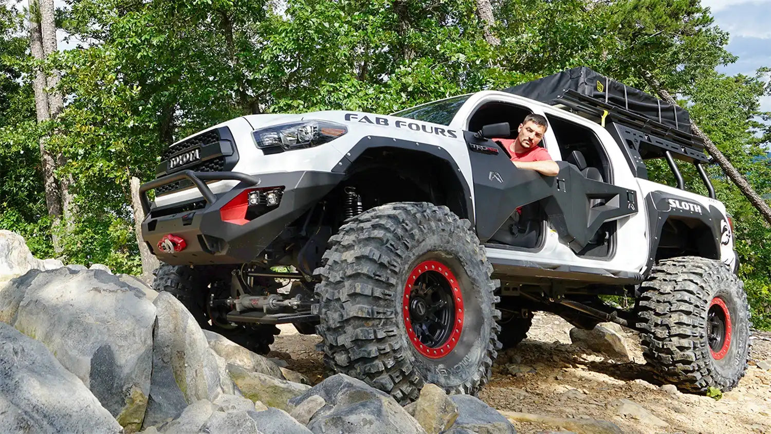 LIFESTYLE_TT1030_DVR_SIDE_4.jpg
