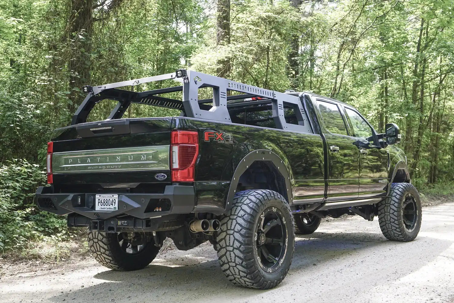 LOAD_RACK01_SIDESANGLE_LIFESTYLE.jpg