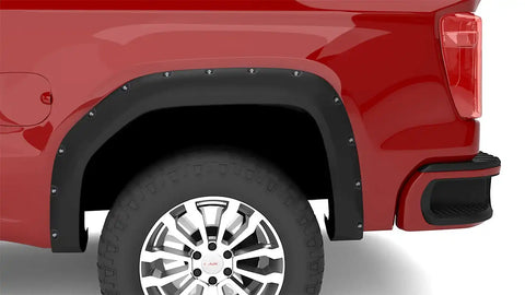 Lund_RXFlares_chevy_onvehicle_rear.jpg