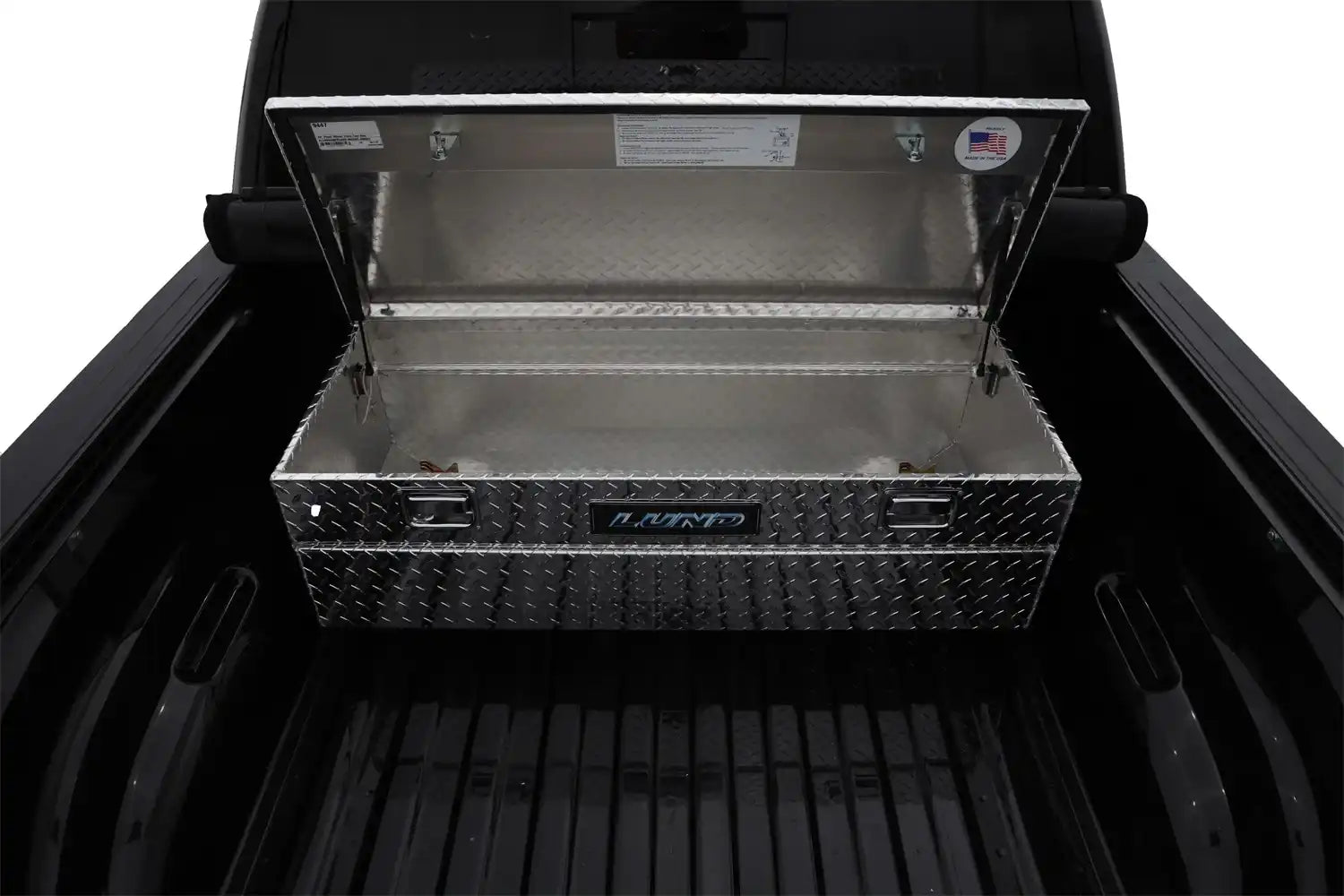 Lund_StorageBoxes_9447_onvehicle.jpg