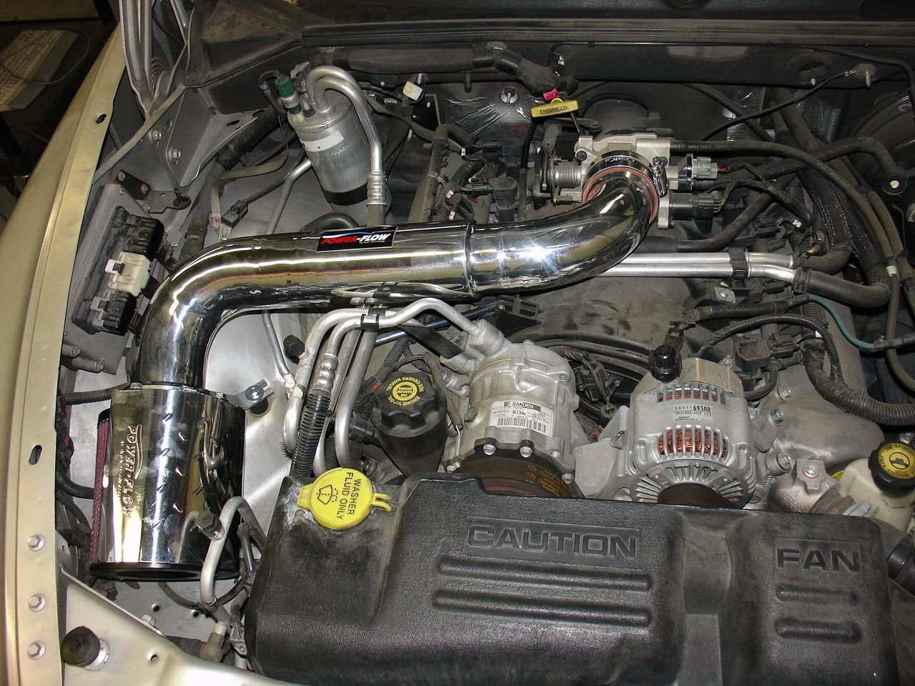 PF8026P_P06_01.jpg
