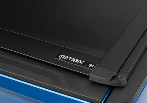 RX_OneXR_19Tundra_Blue_Details_09Badge.jpg