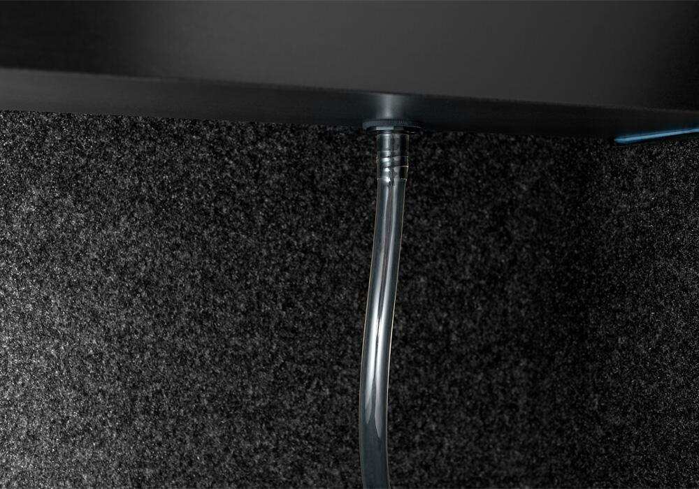 RX_OneXR_20GMC-Sierra_Details_02DrainTube.jpg