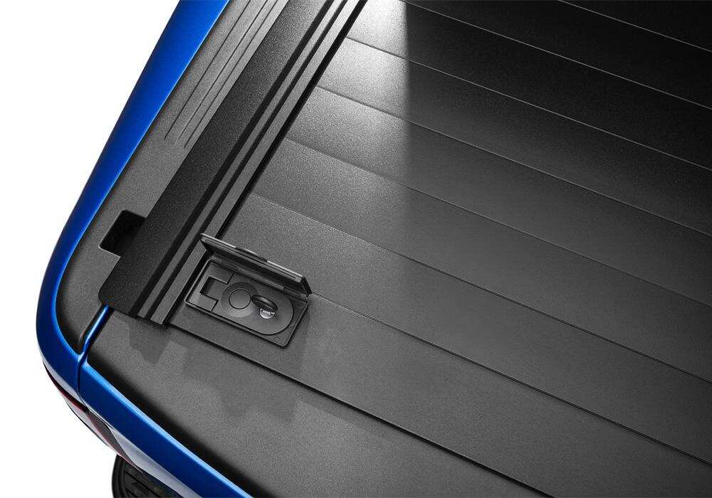 RX_ProMX_DodgeRam19-22_HydroBlue_TRX_Detail_06_Lock.jpg