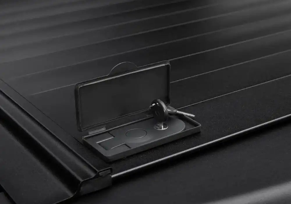 RX_ProMX_Dodge_Ram19_Details_04KeyLock.jpg