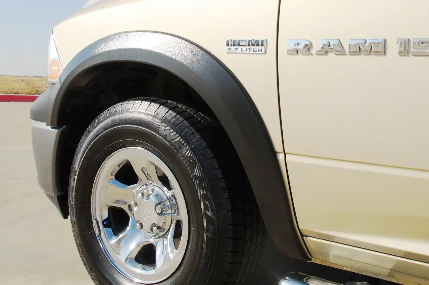 SX204T_v3_20120101.jpg