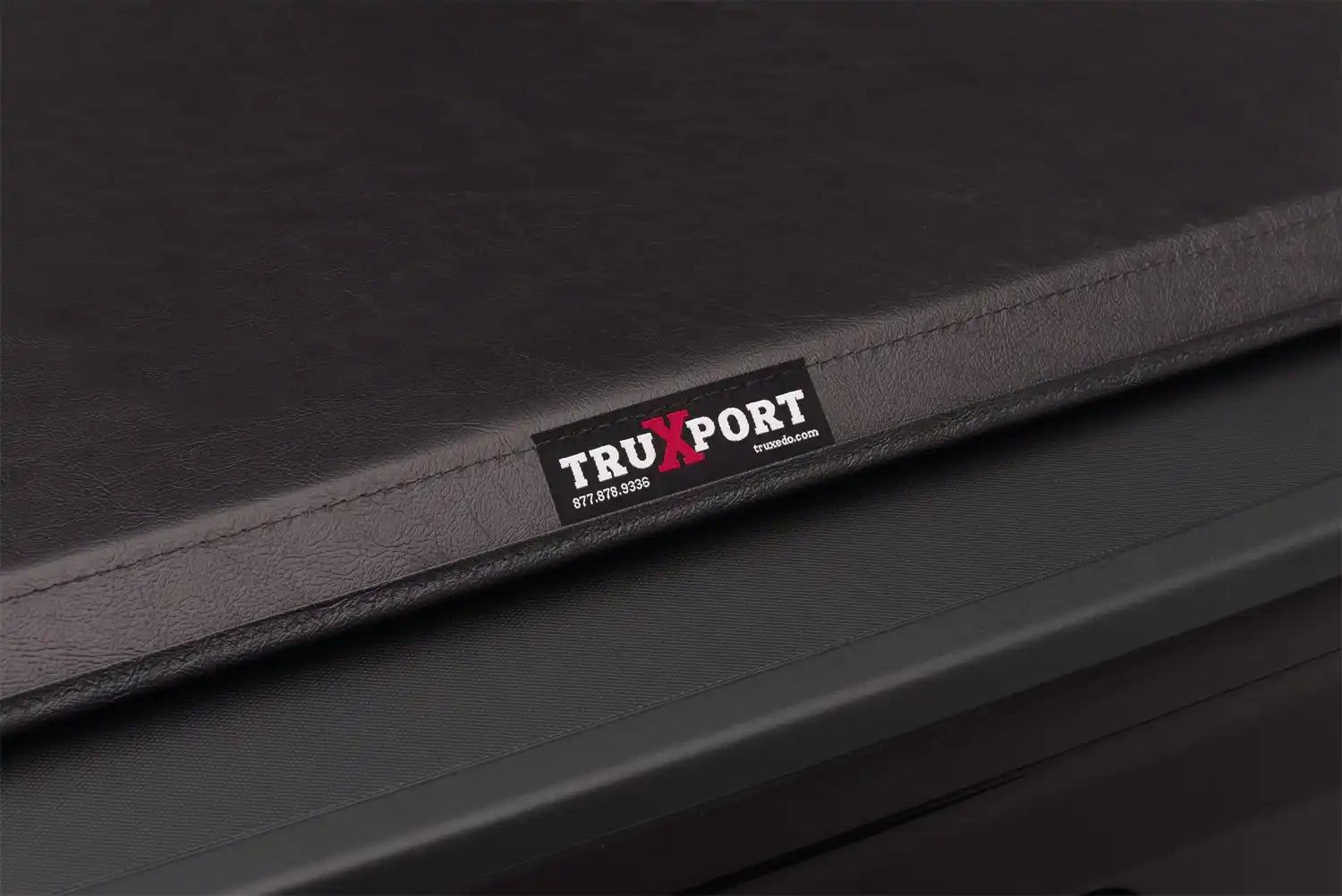 TX_Truxport_2016ChevySilveradoBrownBadgeH.jpg
