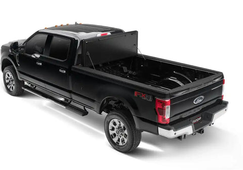 UC_ArmorFlex_20Ford-SuperDuty_05Open.jpg