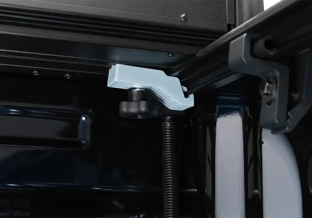 UC_ArmorFlex_21Ford-F150_Details_02Header.jpg
