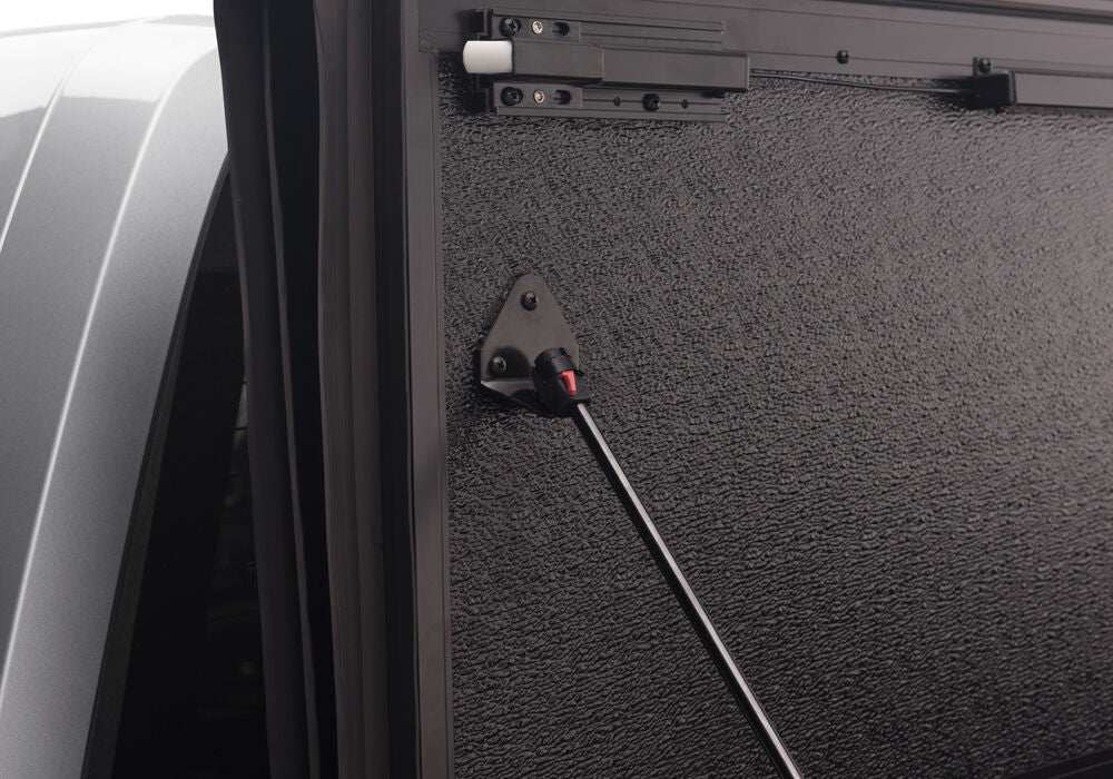 UC_Flex_2017_HondaRidgeline_Detail_01_H.jpg