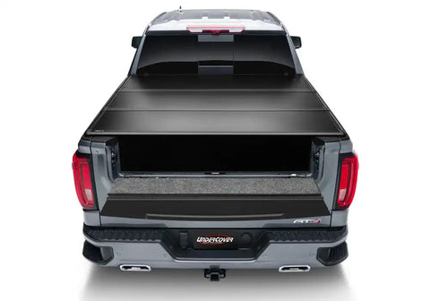 UC_Triad_20GMC-Sierra_Rear_2ClosedTailgateOpen.jpg