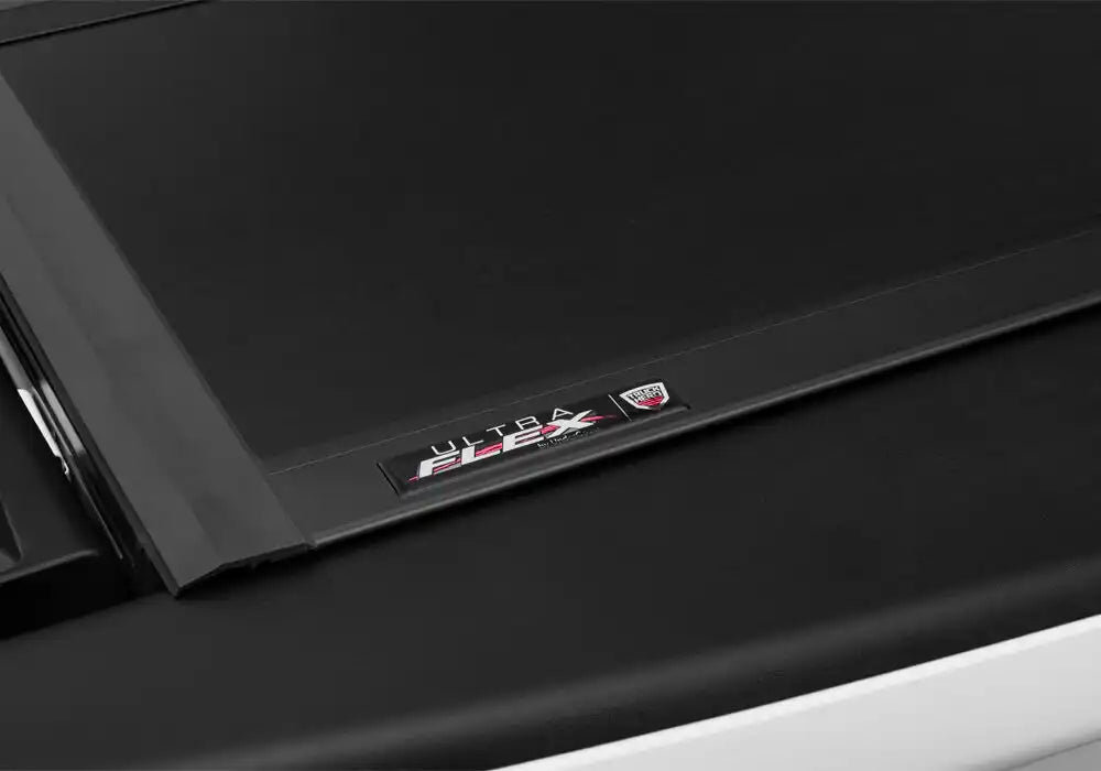 UC_UltraFlex_19Rambox_Details_01Badge.jpg