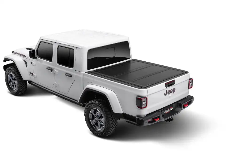 UC_UltraFlex_Jeep-Gladiator_01Closed.jpg