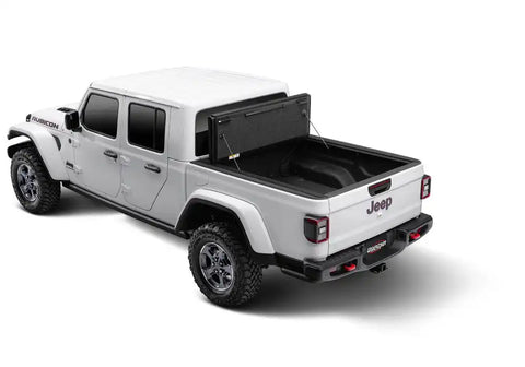 UC_UltraFlex_Jeep-Gladiator_04Open.jpg