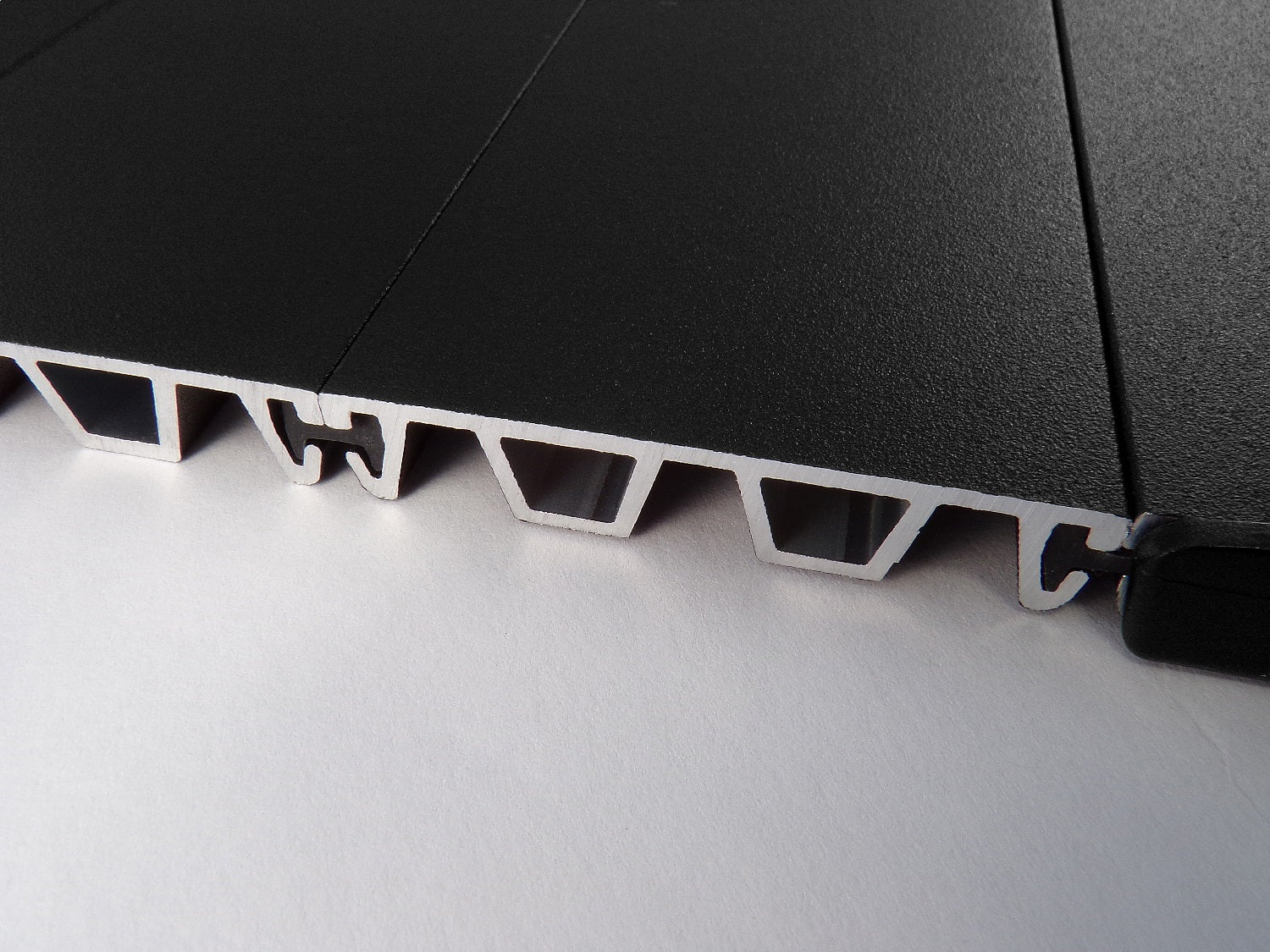 UltraGroove_Electric_Surface.jpg