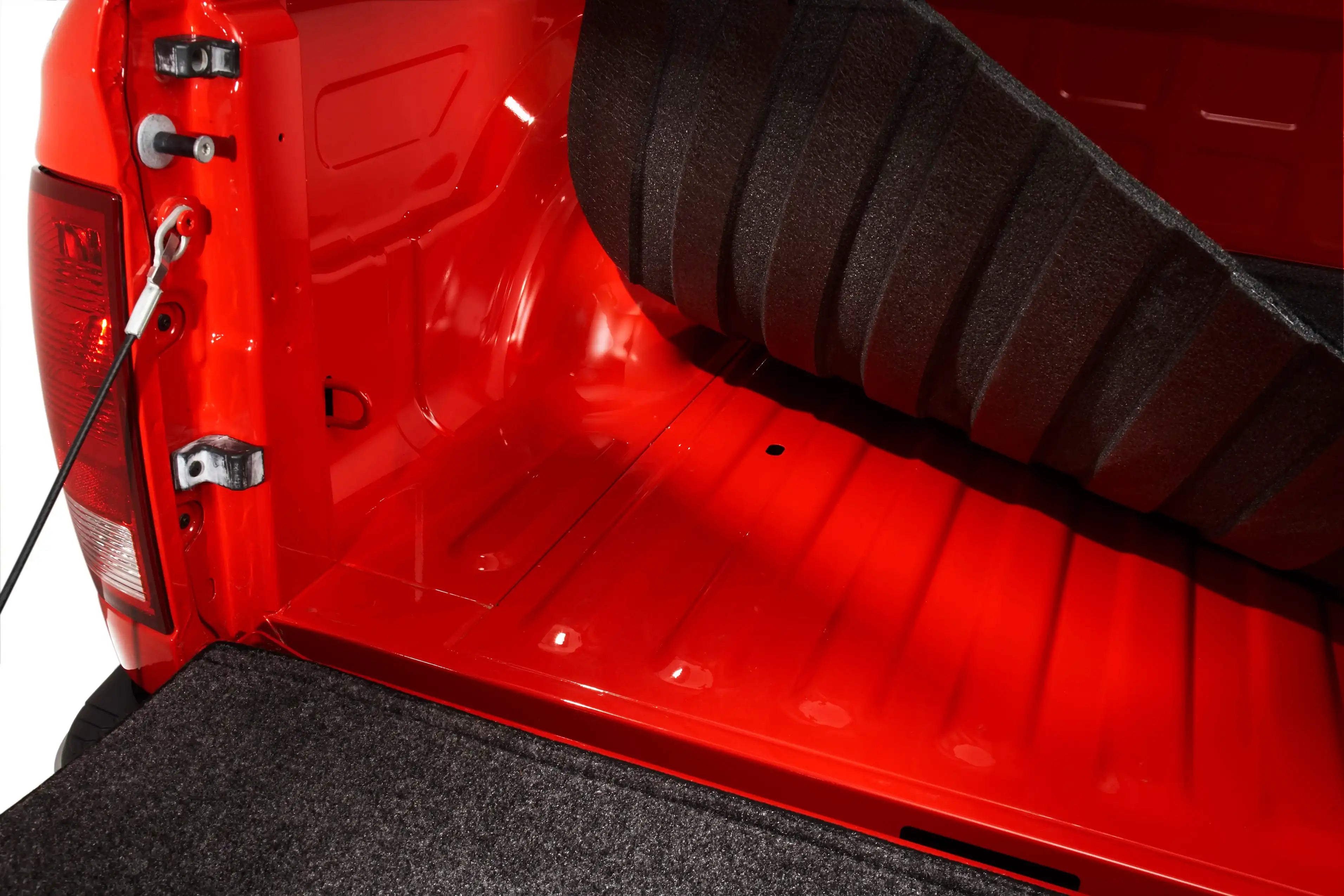 XBR_BedRug_Mat_Dodge_Ram_SPRAY_Install.jpg