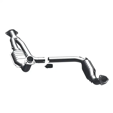 MagnaFlow Conv DF '00-'01Tahoe/Yukon V8 5.7L
