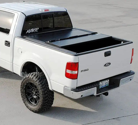 Bak Industries Fibermax Composite Hard Tonneau Cover