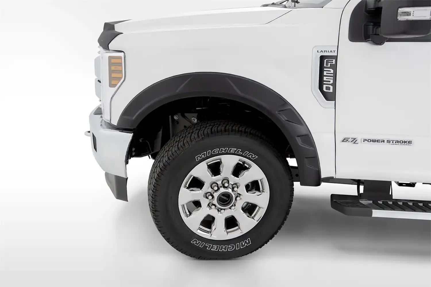 bushwacker_drtstylefenderflares_2017_2019fordf250_front_20951-02.jpg
