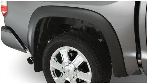 bushwacker_oestyle_rep_rear_onvehicle_31070-02.jpg