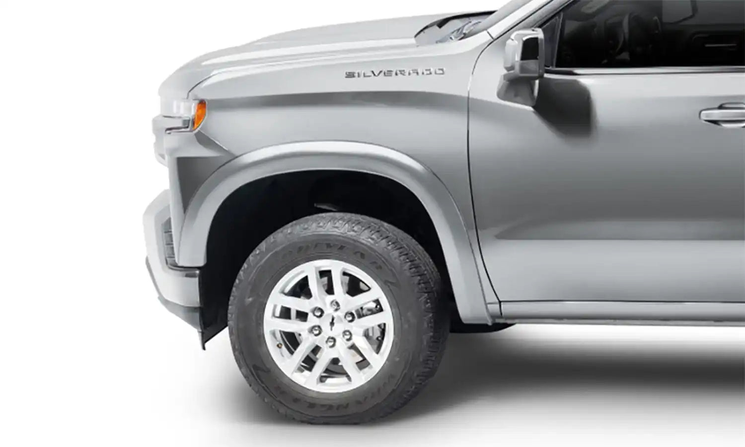 bw_OE_fender_ChevSilv1500_silverIceMetallic_front_40930-54.jpg
