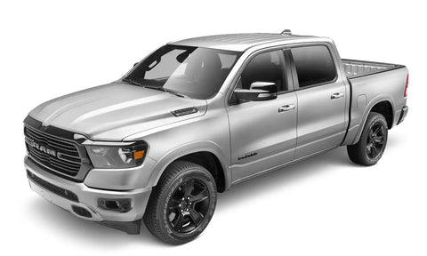 bw_OEflares_19-21ram1500Clas_brghtSilv_3qtr_50920-55.jpg