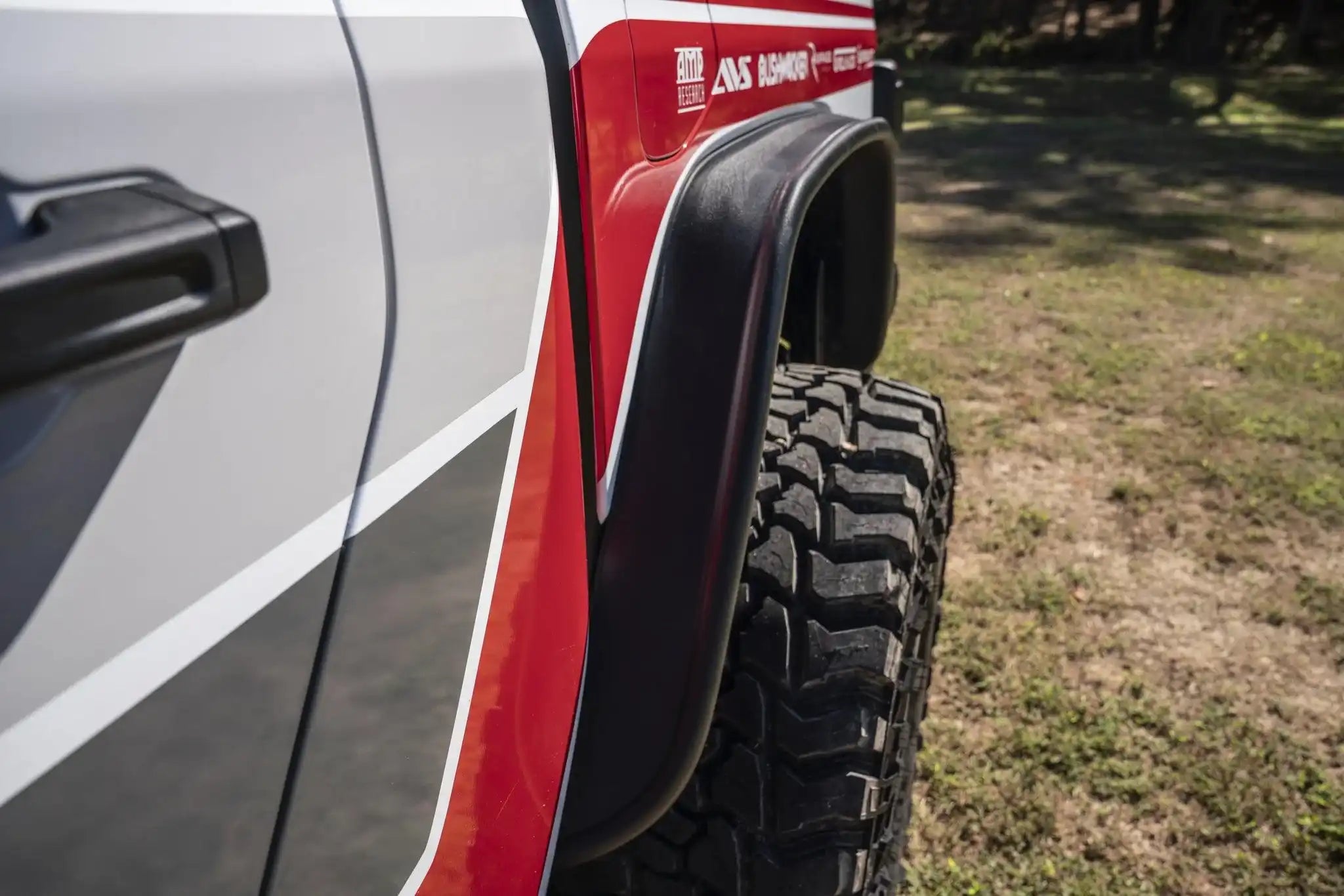bw_jeep_flatstyle_rear_flare_gladiator_10104-07.jpg