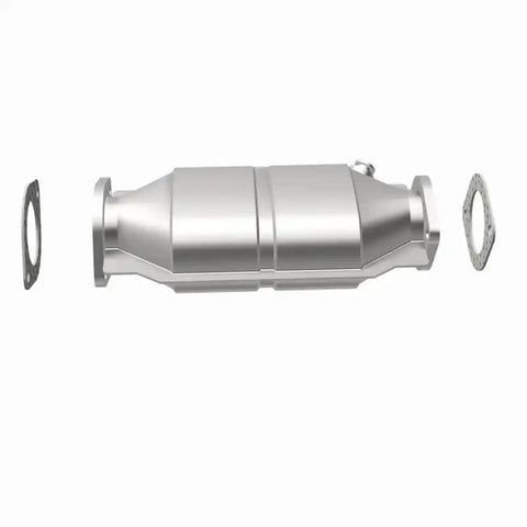 MagnaFlow Conv DF '97-'99 Nissan Maxima Rear