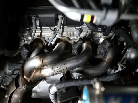 aFe 48-34145 Twisted 1-3/4in 304SS Shorty Header 20-23 GM 2500/3500HD 6.6L V8