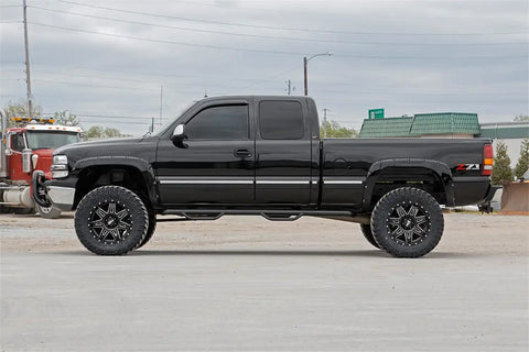 chevy-02-silverado-black-ds-constr-272n2_2.jpg