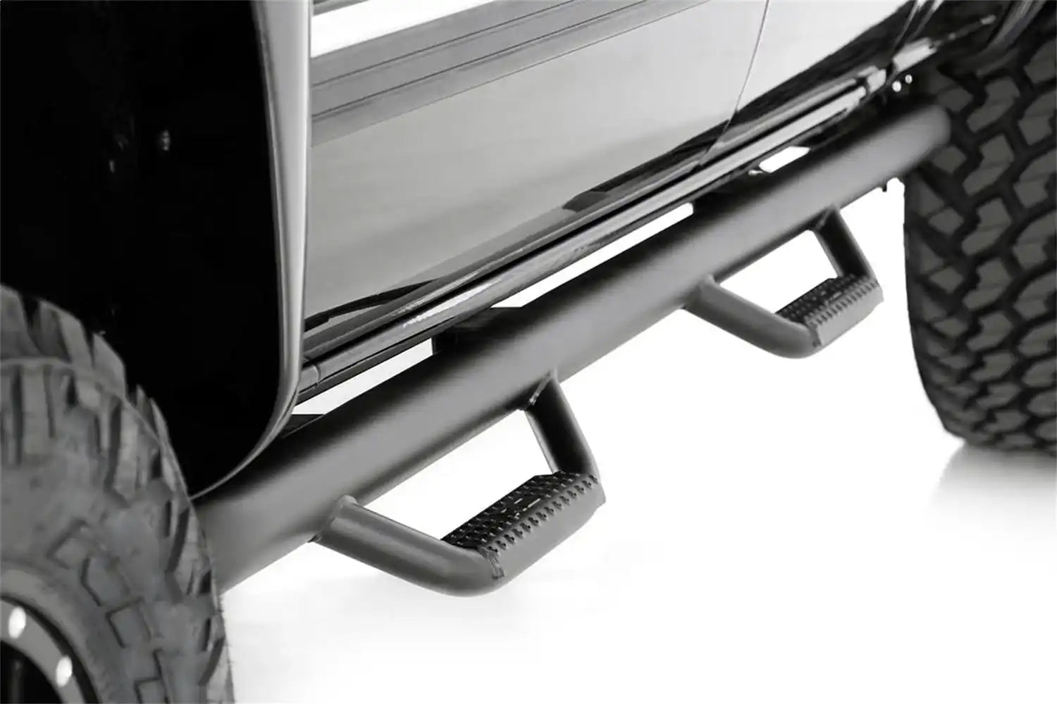 chevy-02-silverado-black-rcc9989qc-studio-zoom.jpg