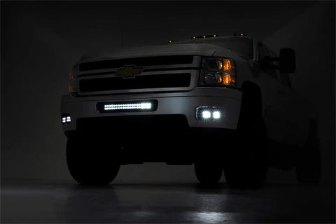 chevy-led-fog-lights_70628-studio-darkv2_3.jpg