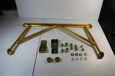 Whiteline 05+ Ford Mustang 8cyl (Shelby GT / GT500) Front Lower Control Arm Brace to Swaybar