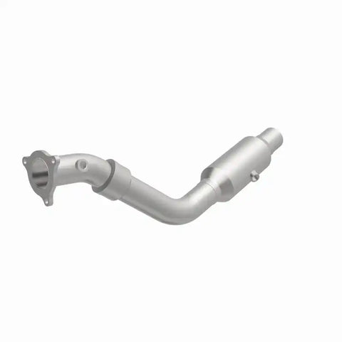 MagnaFlow Conv Direct Fit OEM 2004-2006 Chrysler Pacifica Underbody